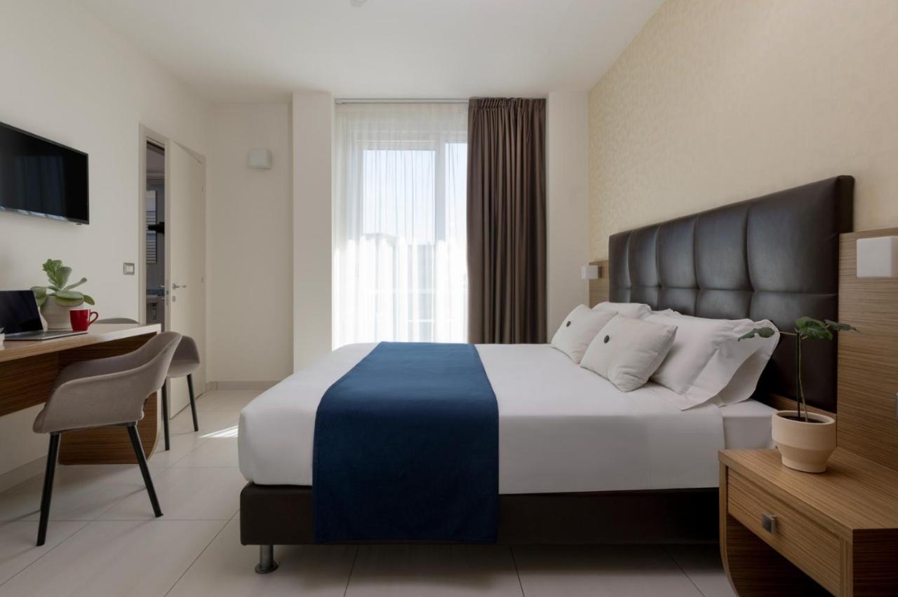 Aqua Hotel Rimini Luaran gambar