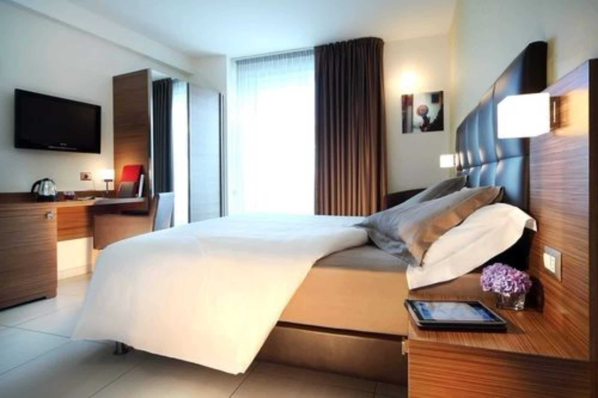 Aqua Hotel Rimini Luaran gambar