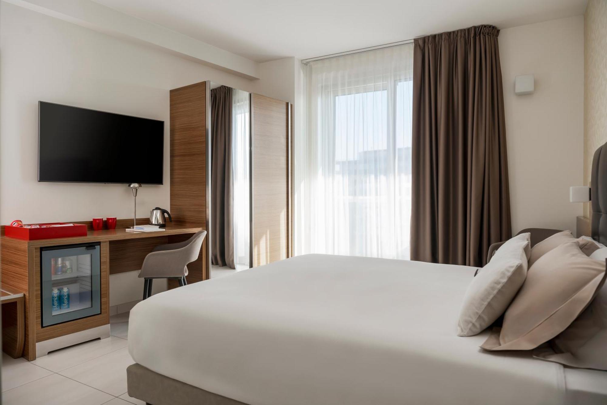 Aqua Hotel Rimini Luaran gambar